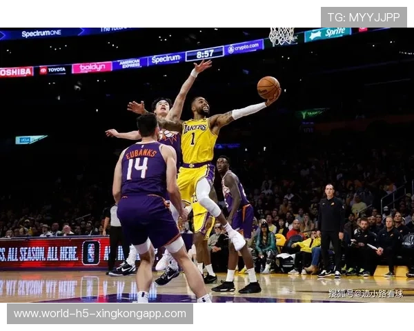 拉塞尔防守精彩绝伦