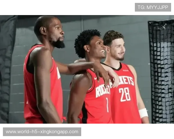 火箭年轻阵容渐入佳境，重建方向明确，火箭现队员